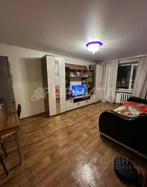 1-к кв. Тюменская область, Тюмень ул. Республики, 220 (29.8 м) - Фото 1