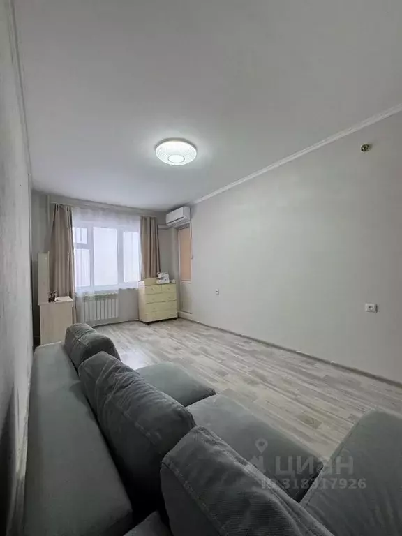 1-к кв. Саха (Якутия), Якутск ул. Петра Алексеева, 72/1 (38.0 м) - Фото 0
