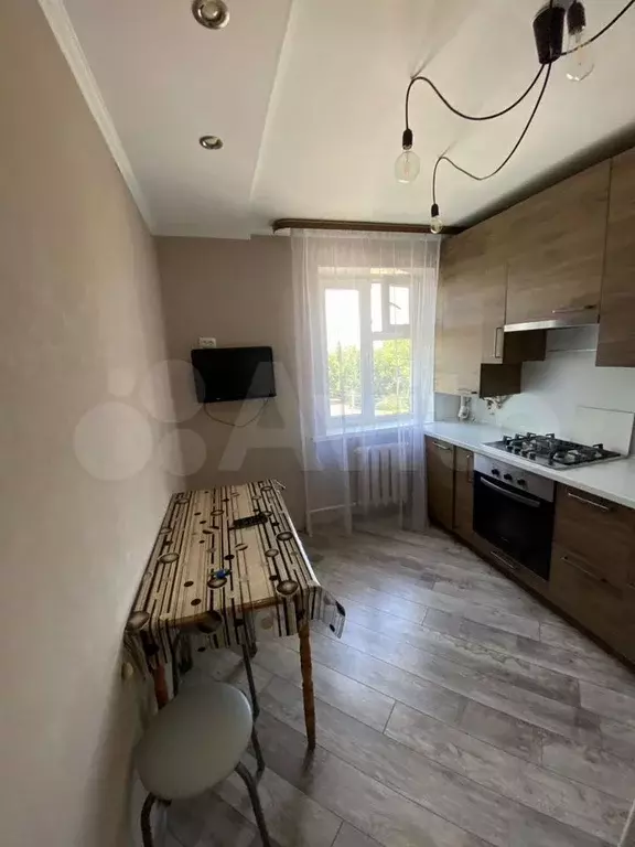 3-к. квартира, 60 м, 5/5 эт. - Фото 0