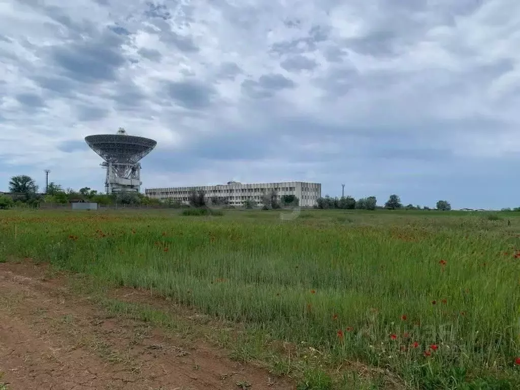 Участок в Крым, Сакский район, с. Молочное  (6.87 сот.) - Фото 1