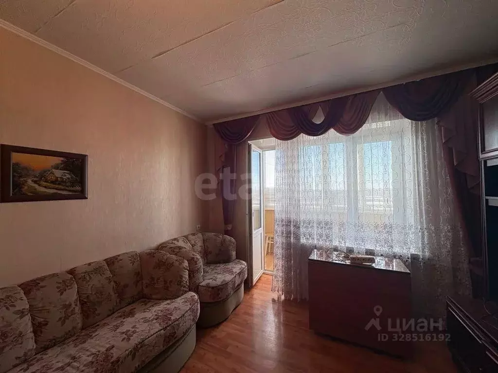 3-к кв. Воронежская область, Поворино ул. 60 лет Октября, 1 (55.9 м) - Фото 1