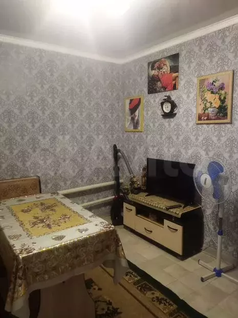 2-к. квартира, 40м, 1/1эт. - Фото 1