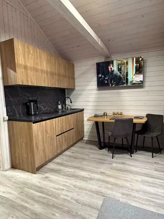 Дом в Кабардино-Балкария, Черекский район, с. Верхняя Балкария ул. ... - Фото 2