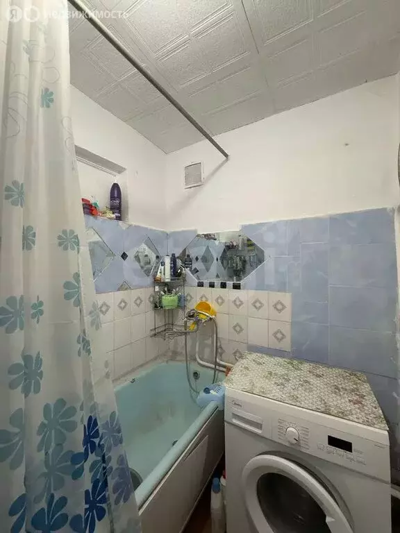 3-комнатная квартира: Комсомольск-на-Амуре, Сортировочная улица, 7 (58 ... - Фото 0