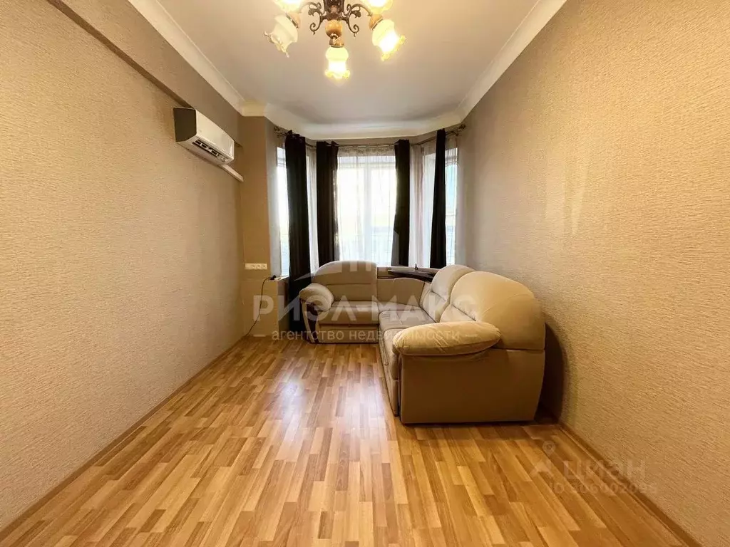 2-к кв. Брянская область, Брянск просп. Ленина, 45 (56.5 м) - Фото 1