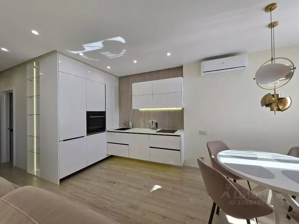 2-к кв. Краснодарский край, Сочи Светлана мкр, ул. Депутатская, 10 ... - Фото 2