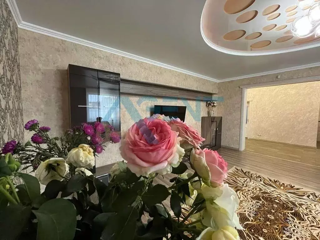 Дом в Белгородская область, Белгород пер. 1-й Томаровский (180 м) - Фото 1