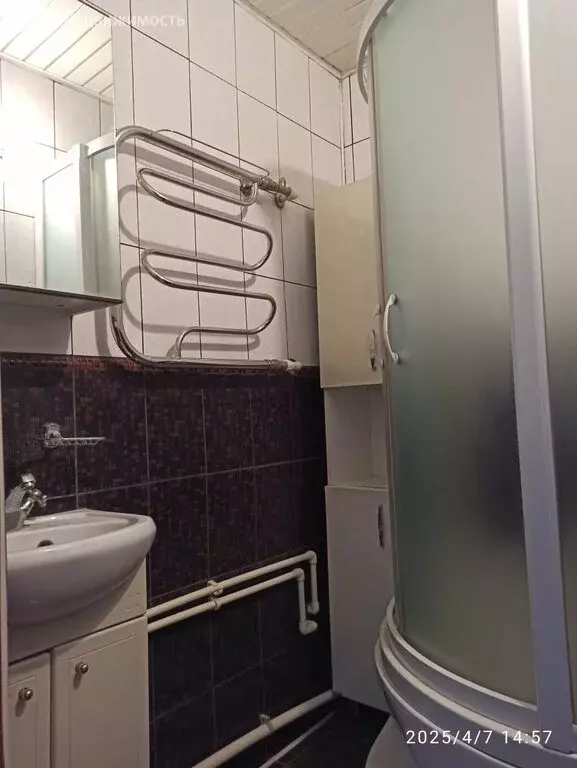 3-комнатная квартира: деревня Гарболово, 272 (63 м) - Фото 0