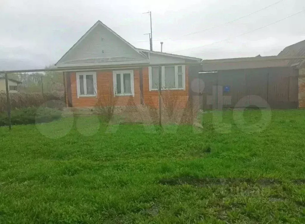 Дом в Пензенская область, Городищенский район, с. Канаевка ... - Фото 1