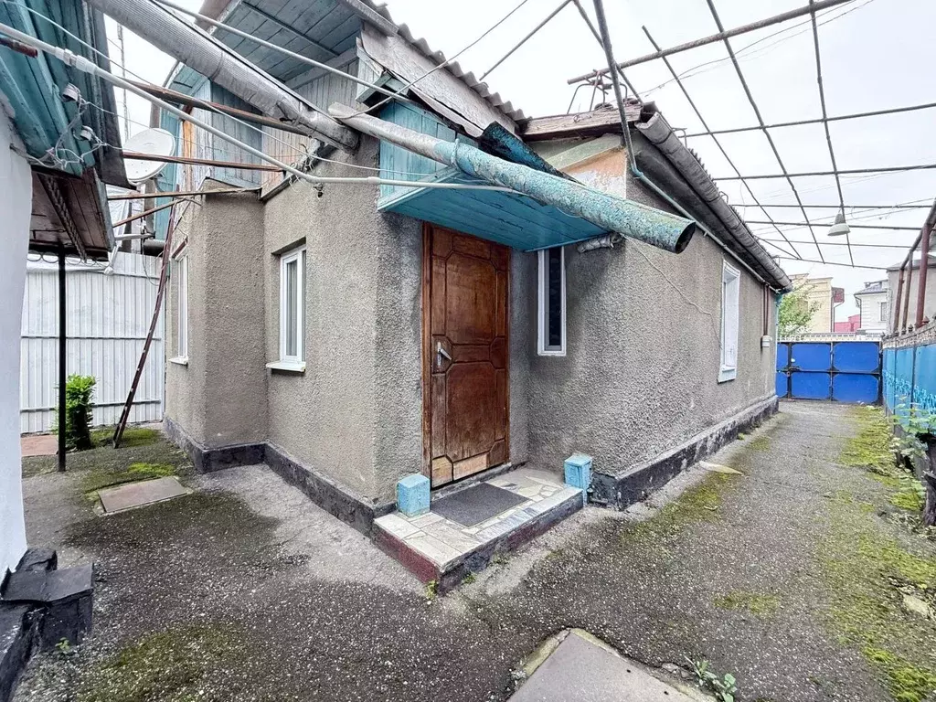 Дом в Кабардино-Балкария, Нальчик ул. Черняховского, 109 (60 м) - Фото 1
