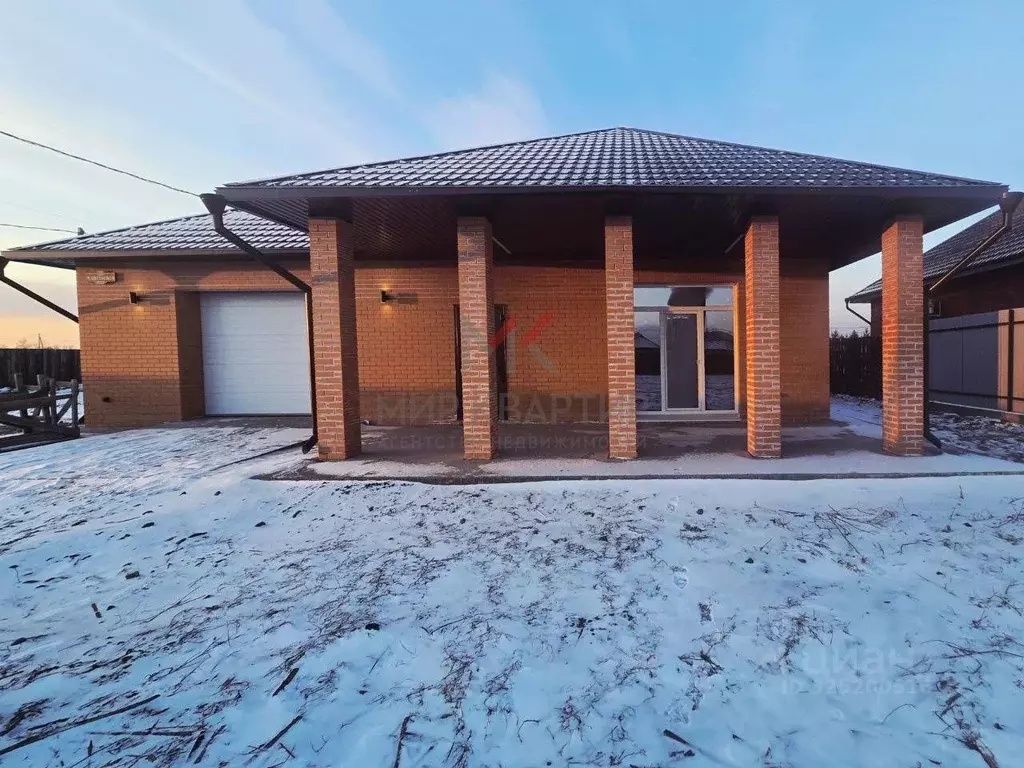 Дом в Хакасия, Абакан ул. Марины Цветаевой, 60 (205 м) - Фото 1