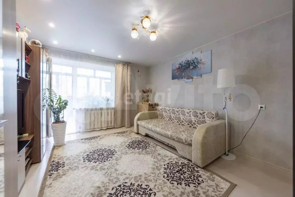 Комната 18,2 м в 2-к., 1/6 эт. - Фото 0