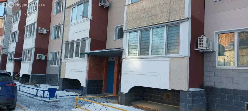 3-комнатная квартира: Уссурийск, Раздольная улица, 26 (70.1 м) - Фото 1