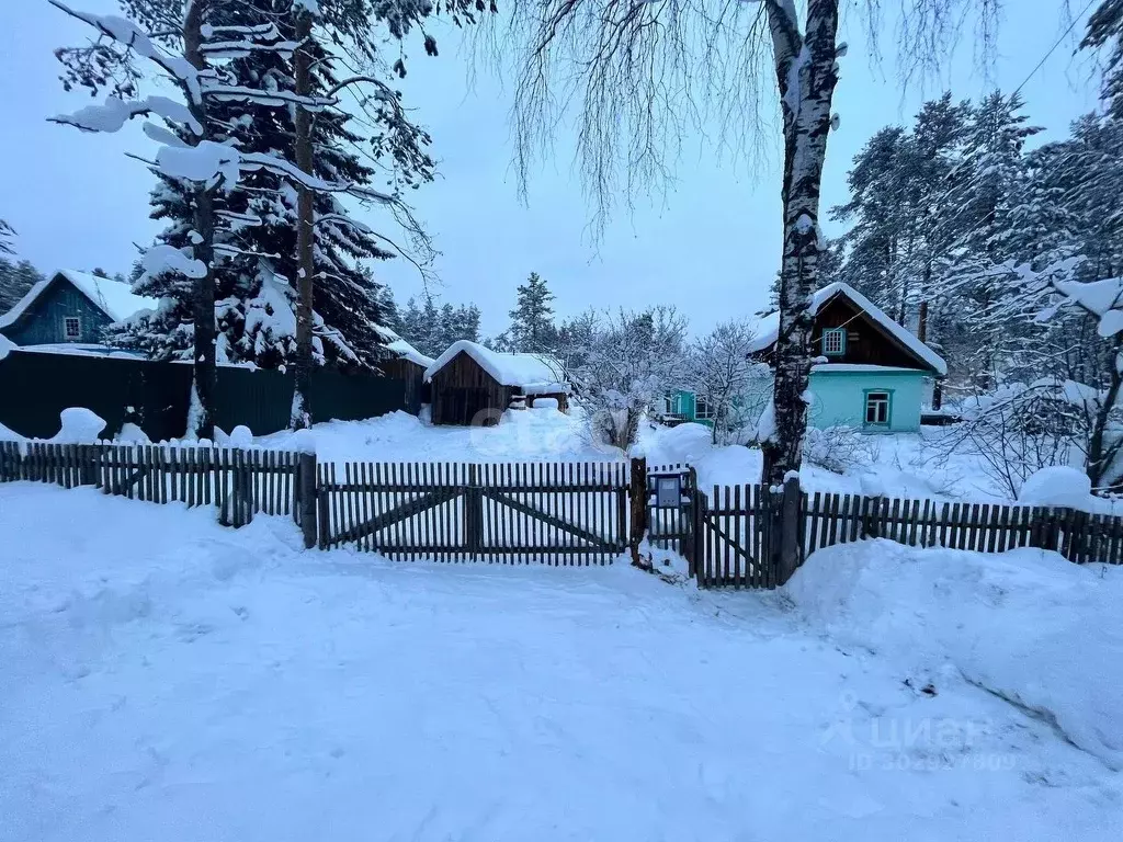 Дом в Коми, Ухта муниципальный округ, Водный пгт ул. Октябрьская (74 ... - Фото 0