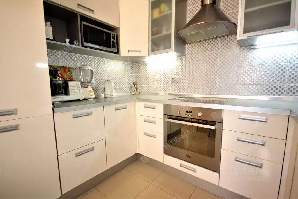 2-к кв. Санкт-Петербург Яхтенная ул., 3к2 (70.0 м) - Фото 1