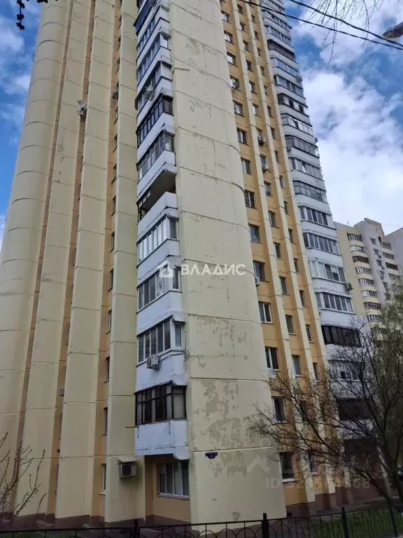 3-к кв. Белгородская область, Белгород ул. Губкина, 18д (66.9 м) - Фото 1