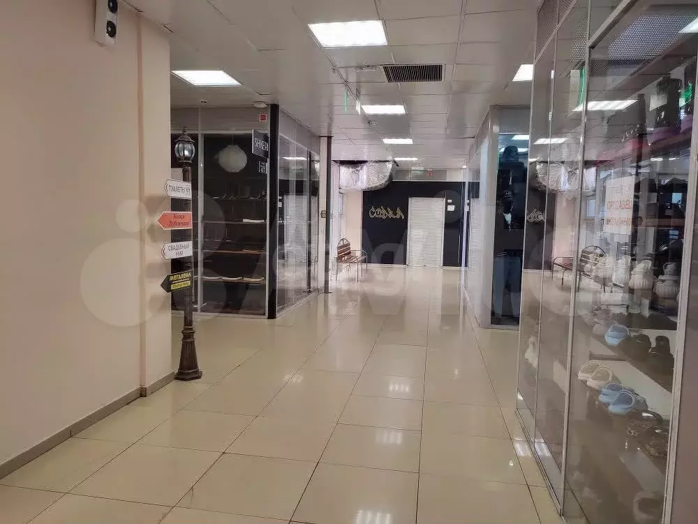 Продам торговое помещение, 25.2 м - Фото 0