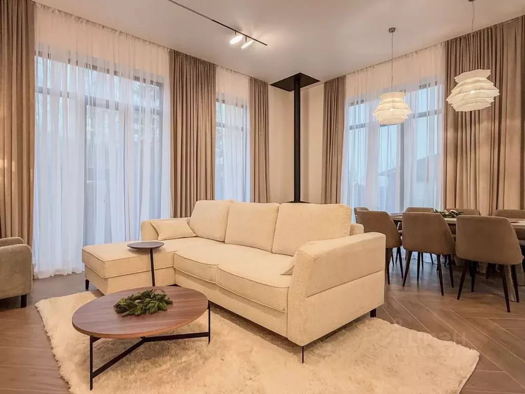 Дом в Ленинградская область, Выборгский район, Первомайское с/пос, ... - Фото 1