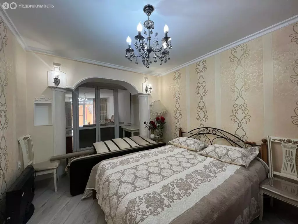 3-комнатная квартира: Владикавказ, Владикавказская улица, 1 (78 м) - Фото 0