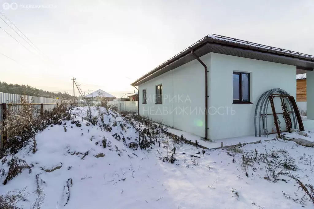 Дом в Тюменский район, деревня Ушакова, Зелёная улица (67.5 м) - Фото 1