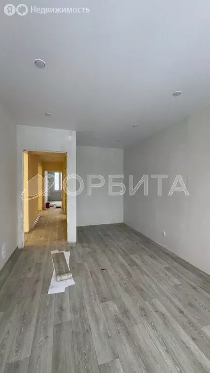 3-комнатная квартира: Тюмень, улица Анатолия Клиндюка, 3 (78.6 м) - Фото 0