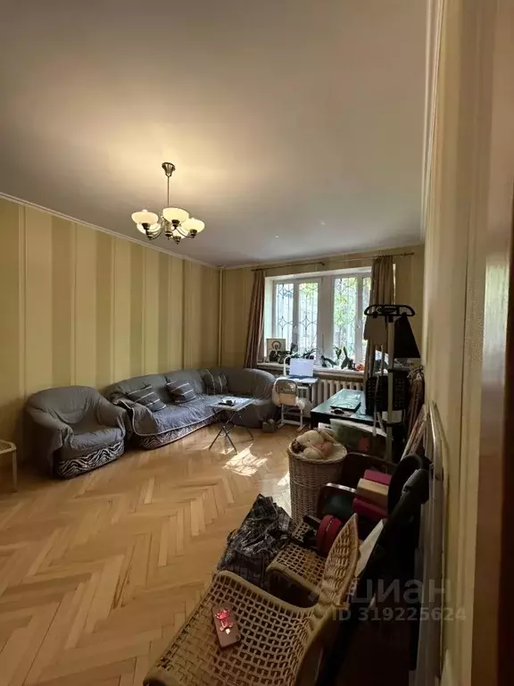 2-к кв. Москва ул. Строителей, 5К3 (56.5 м) - Фото 0