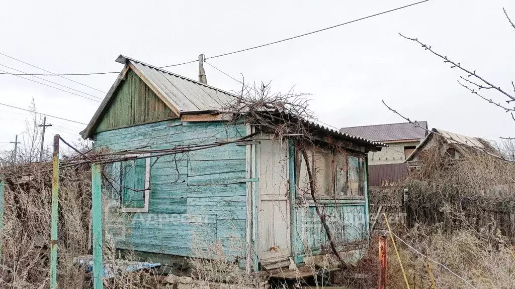 Дом в Волгоградская область, Волгоград Мичуринец СНТ, № 2 массив,  (20 ... - Фото 1