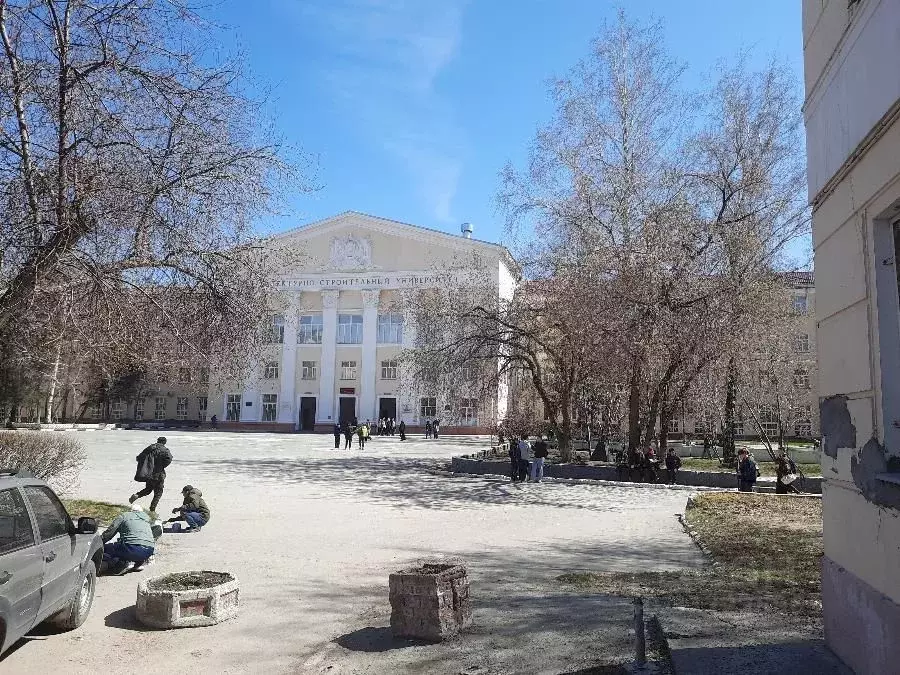 3-к кв. Новосибирская область, Новосибирск Ленинградская ул., 111 ... - Фото 0