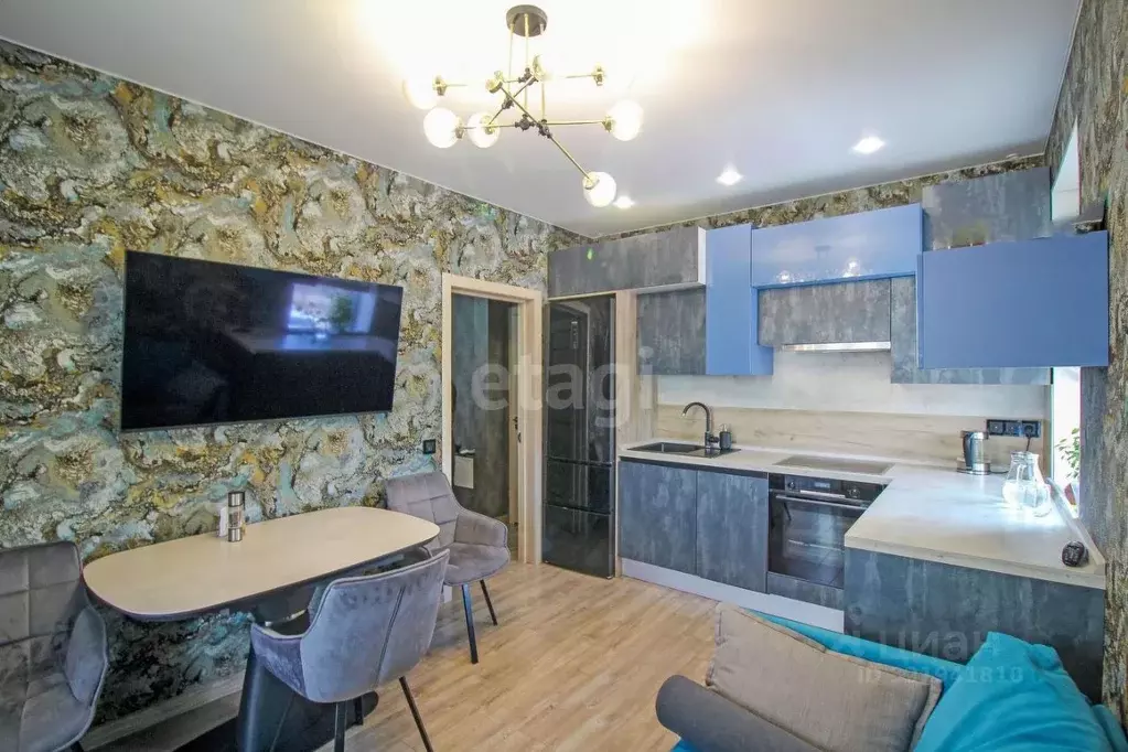 2-к кв. Ямало-Ненецкий АО, Новый Уренгой просп. Губкина, 19 (59.2 м) - Фото 1