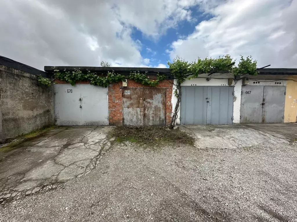 Гараж в Краснодарский край, Новороссийск ул. Советов (38 м) - Фото 1