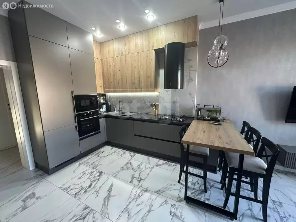 3-комнатная квартира: Аксай, улица Строителей, 5к1 (83 м) - Фото 1