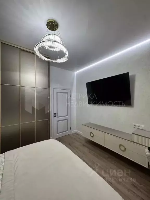 2-к кв. Тюменская область, Тюмень ул. Тимофея Кармацкого, 5к2 (70.0 м) - Фото 1