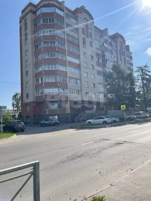 Помещение свободного назначения в Ленинградская область, Луга просп. ... - Фото 2