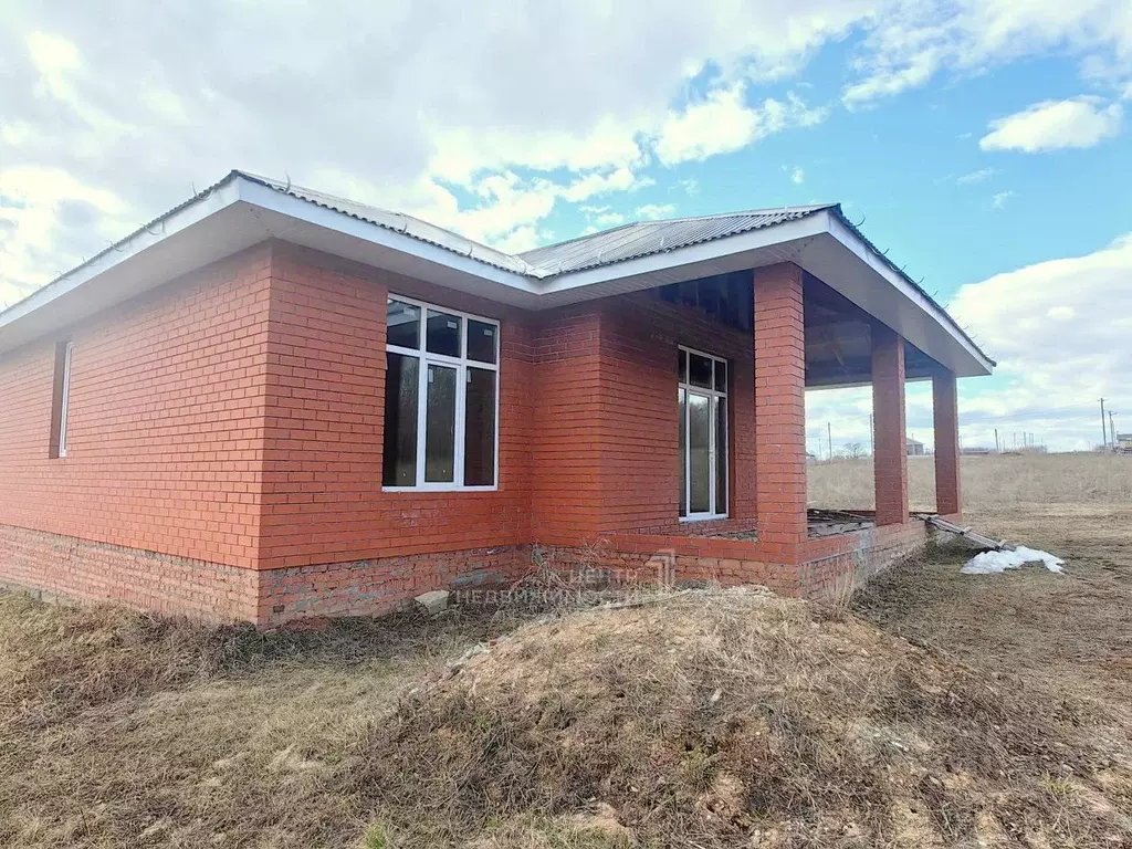 Дом в Татарстан, Высокогорский район, Чернышевское с/пос, с. Каймары  ... - Фото 1