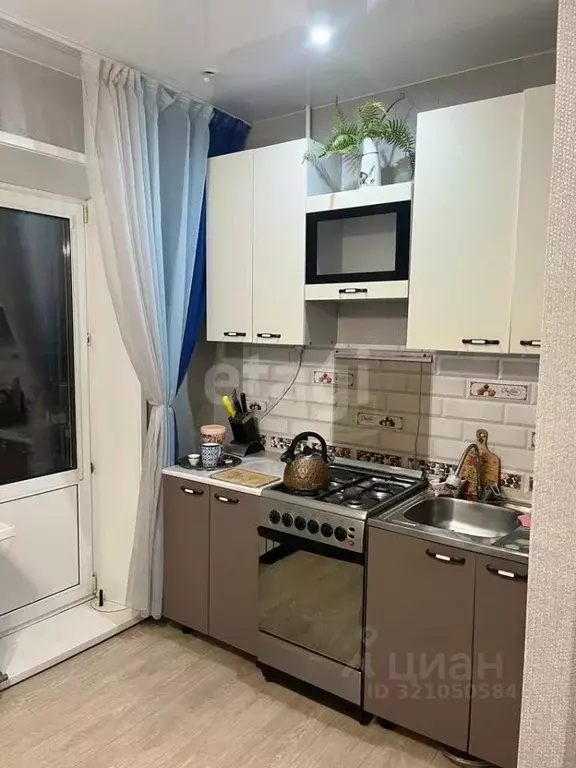 2-к кв. Саха (Якутия), Якутск Птицефабрика мкр, 13 (46.4 м) - Фото 0