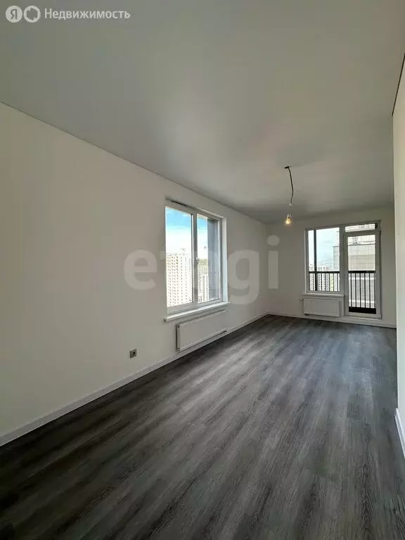 1-комнатная квартира: деревня Новосаратовка, Яркая улица, 2 (38 м) - Фото 1