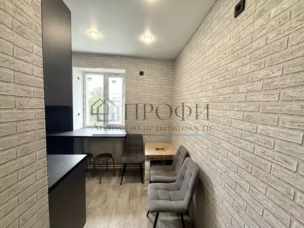 3-к кв. Белгородская область, Поселок Чернянка городское поселение, ... - Фото 1