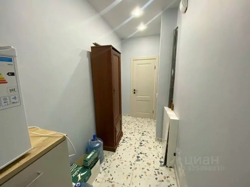 Помещение свободного назначения в Краснодарский край, Краснодар ул. ... - Фото 2