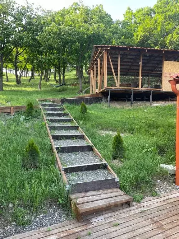 Дом в Дагестан, Казбековский район, Дубки пгт, 2-й кв-л 15 (30 м) - Фото 1