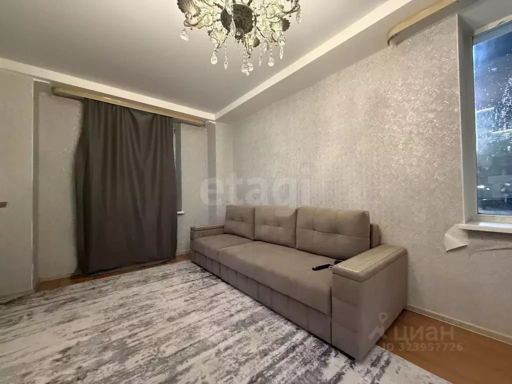 3-к кв. Ямало-Ненецкий АО, Новый Уренгой Сибирская ул., 45А (75.1 м) - Фото 2