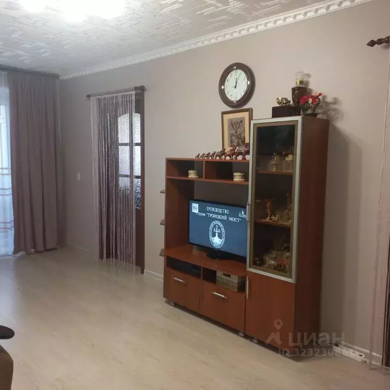 2-к кв. Челябинская область, Челябинск ул. Барбюса, 73 (45.8 м) - Фото 0