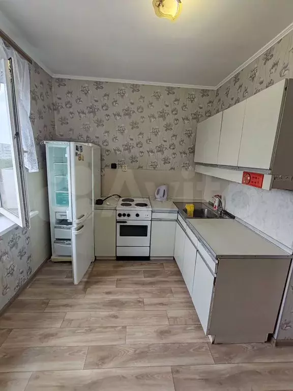 1-к. квартира, 39 м, 7/9 эт. - Фото 0
