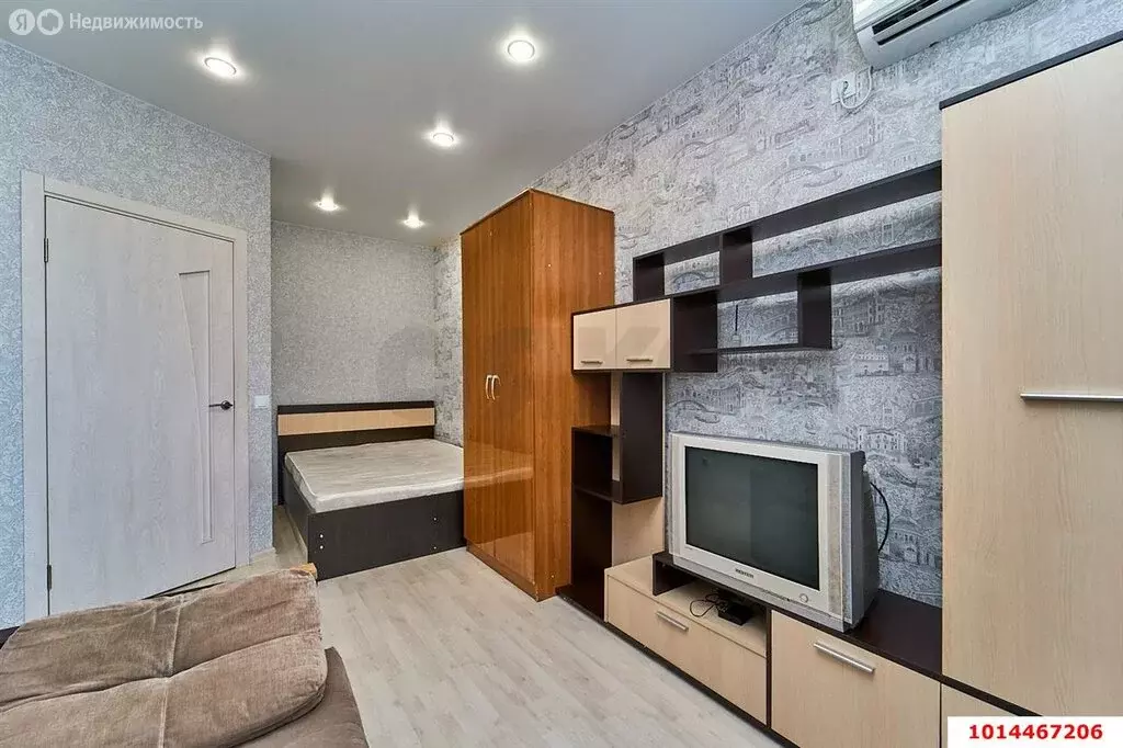 1-комнатная квартира: Краснодар, улица Красных Партизан, 1/4к10 (32 м) - Фото 0
