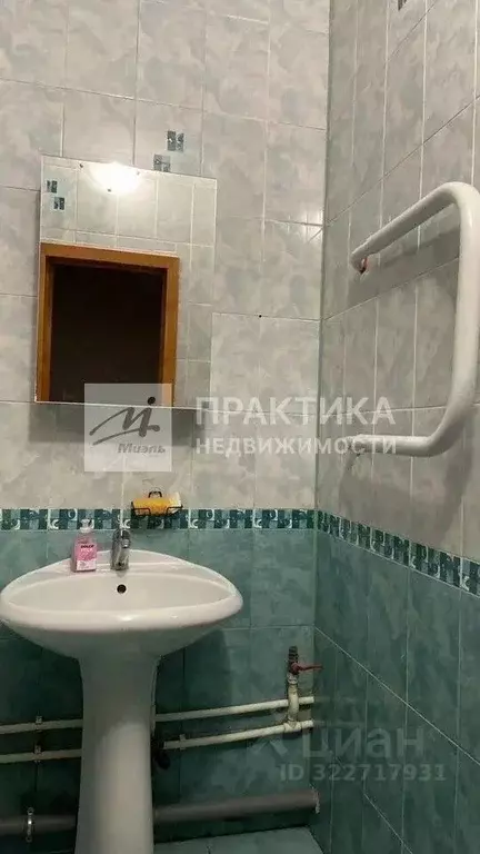 2-к кв. Липецкая область, Липецк Бородинская ул., 51 (66.0 м) - Фото 2