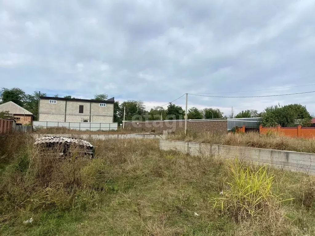 Участок в Ингушетия, Назрань Стамбульская ул. (6.0 сот.) - Фото 1