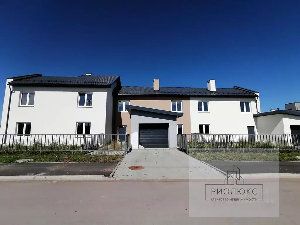 Таунхаус в Челябинская область, Магнитогорск пос. Молодежный,  (140 м) - Фото 2