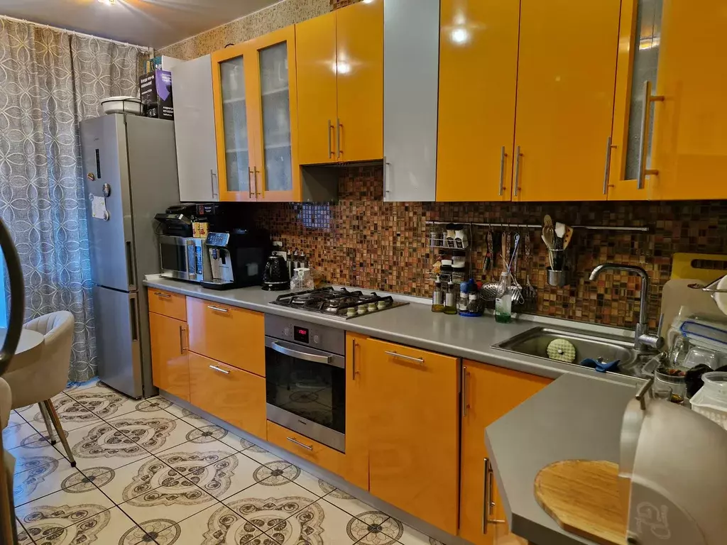 Продаётся 2-к квартира, 64 м - Фото 0