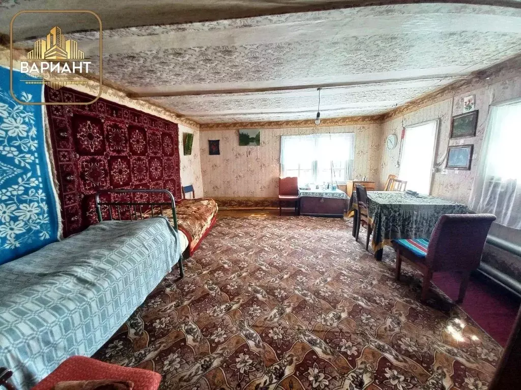 Дом в Саратовская область, Балашовский район, Родничковское ... - Фото 1