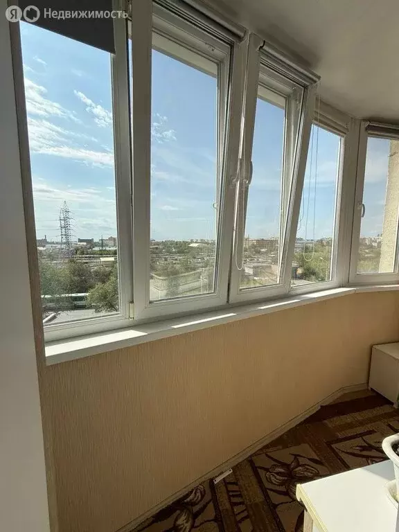 3-комнатная квартира: Энгельс, улица Марины Расковой, 10Г (73.1 м) - Фото 0