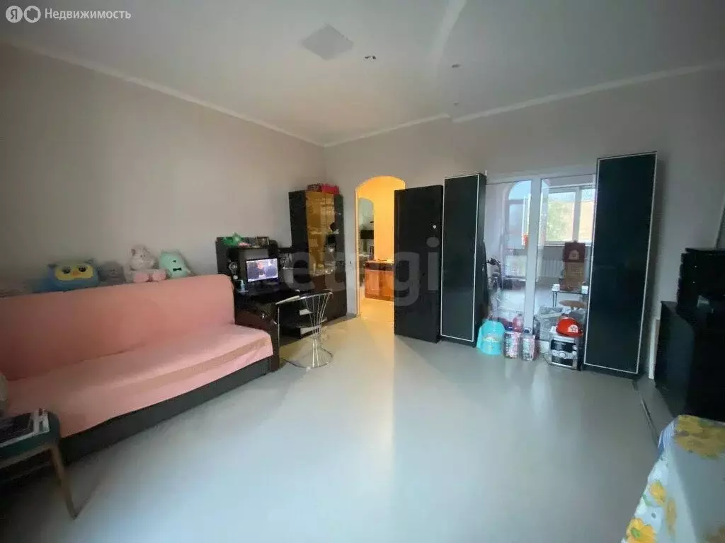 3-комнатная квартира: Самара, улица Урицкого, 8 (67 м) - Фото 2